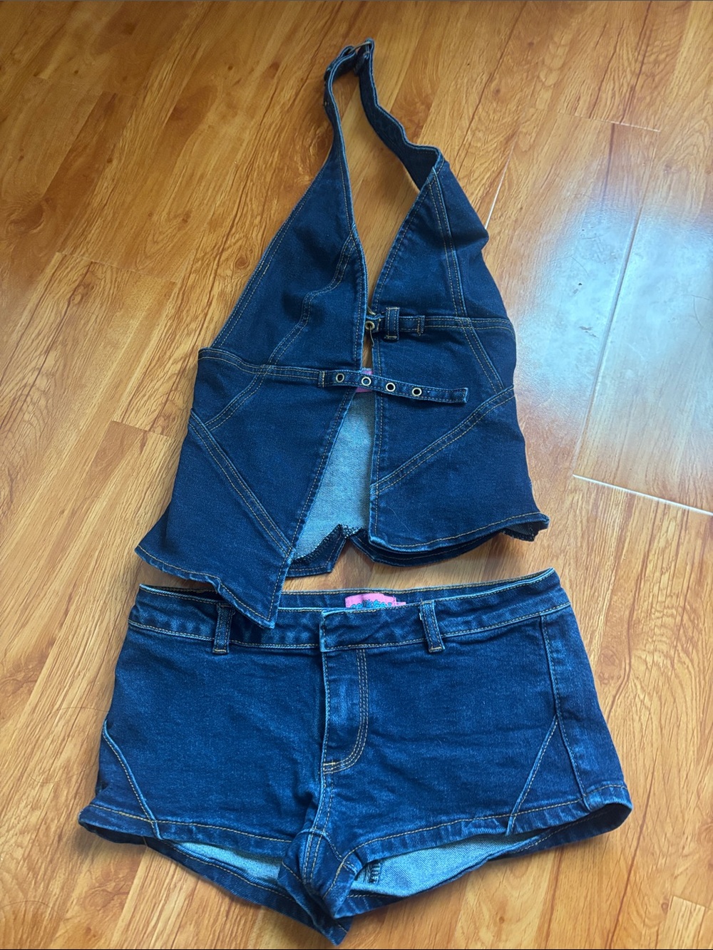 Edikted Ciel Denim Halter Set